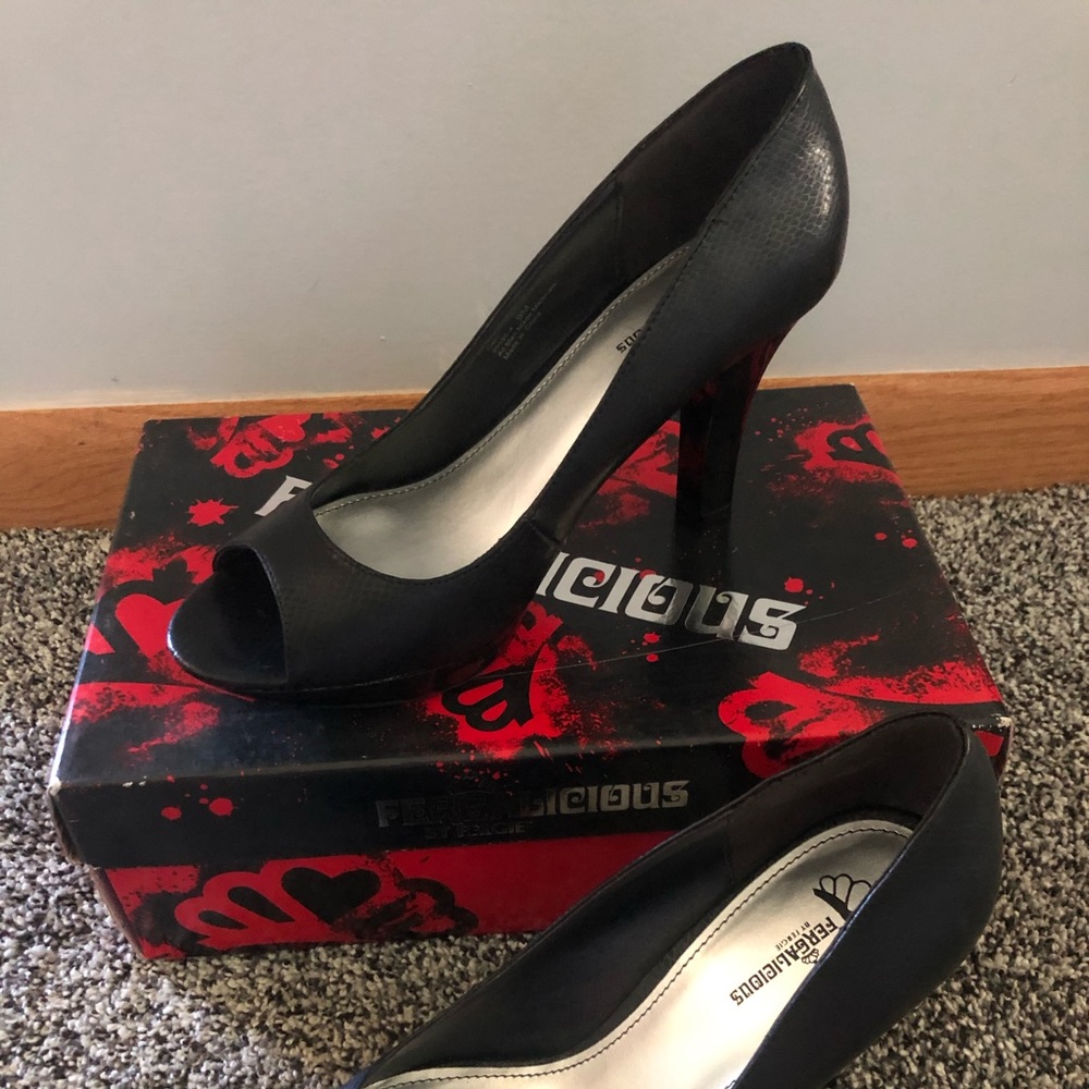 Peep toe heels